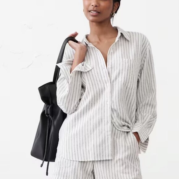 Banana Republic Classic Linen-Blend Shirt - White Stripe - Medium - Picture 1 of 6